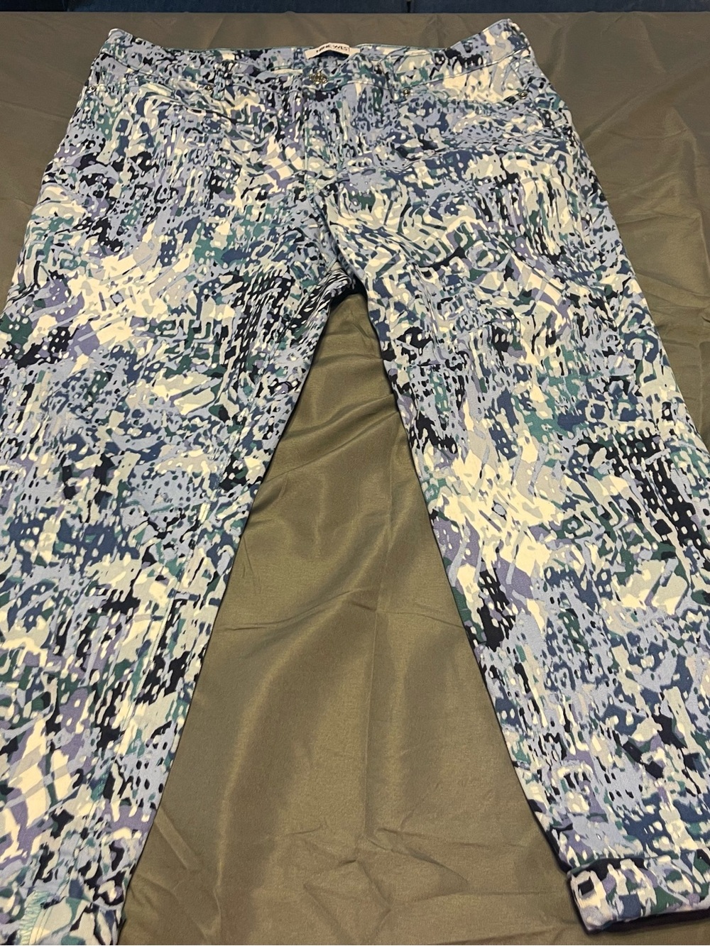 Nine West Blue & White Abstract Print Cropped Jeans